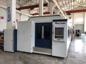 Grande potência 1000 W ~ 4000 W máquina de corte a laser de fibra para corte de folha de metal liso